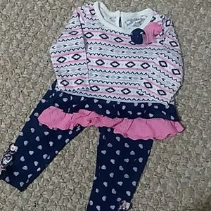 Two-piece cutie pie outfit